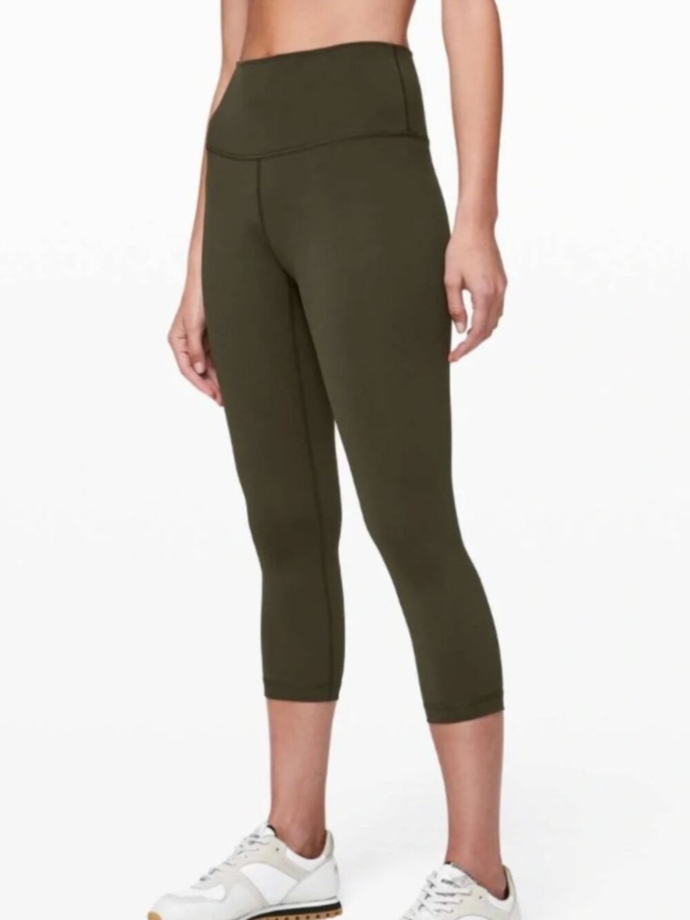 Lululemon Wunder Under High-Rise Crop 21" in Dark Olive - Size 6
